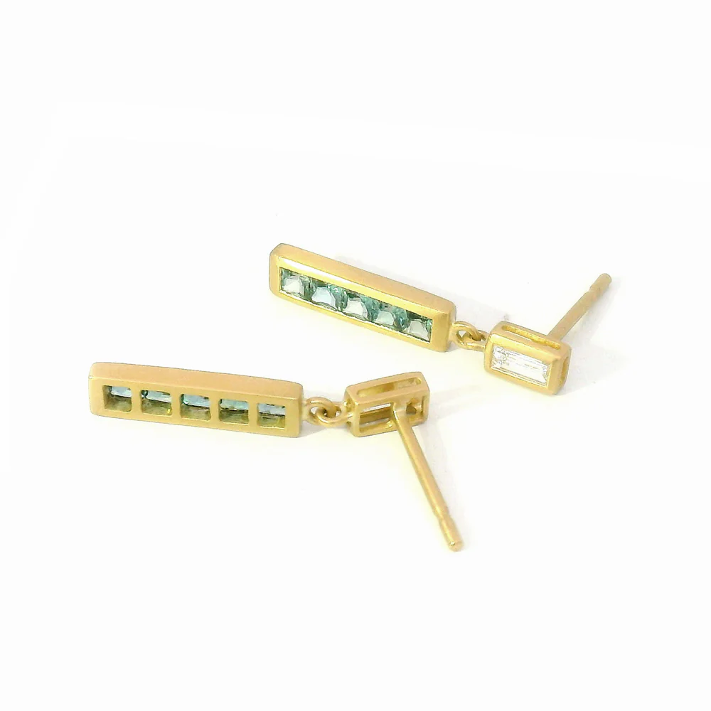 Alexandrite & Diamond Drop Earrings - "Lumea Bars" - Image 3