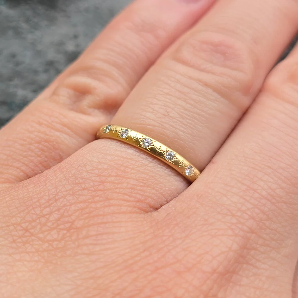 Spaced Star Diamond Gold Band - Image 4