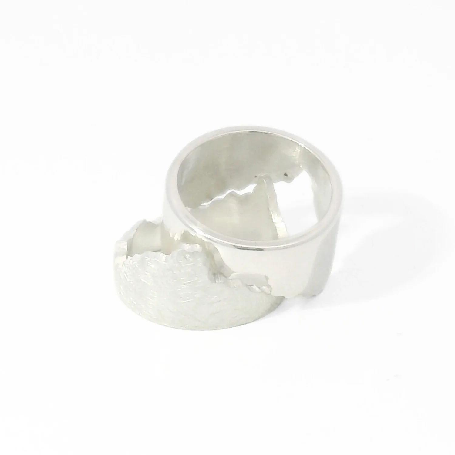Sterling Silver Interlocking River Pendant - "Yellowstone River" - Image 3